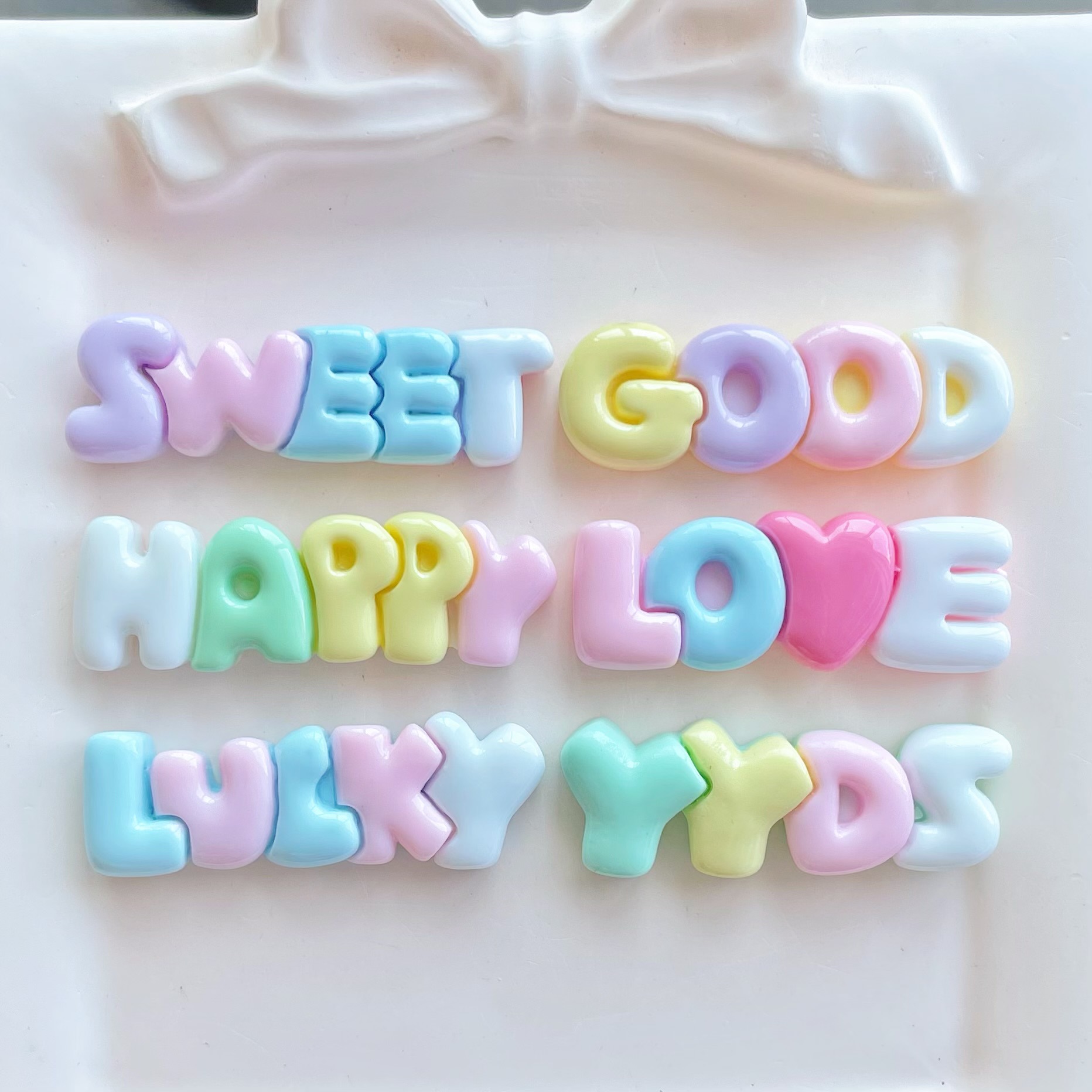 Pendientes de parche de resina - Resin Art Letter Keychain reseña y precio